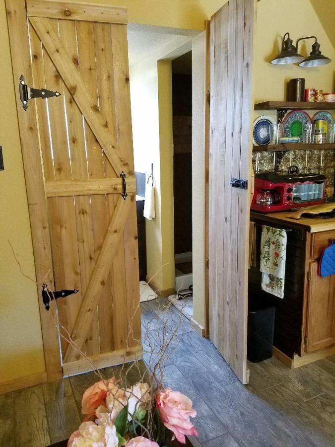 Cabin Sweet Cabin 캐니언 레이크 외부 사진